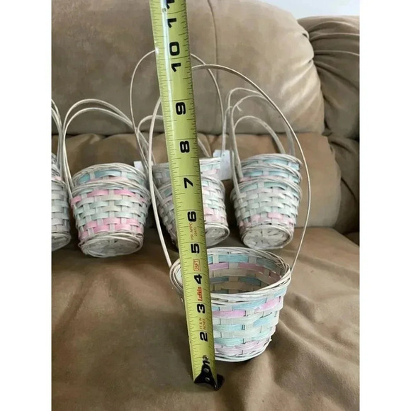 13 Vintage NEW Pastel Small Easter Baskets - Picture 8 of 10
